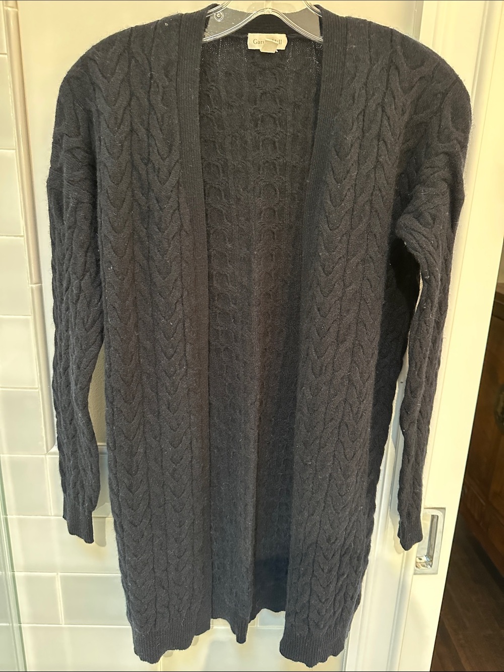 Garnet Hill cashmere Women's Cable Knit Open Cardigan - black barely worn